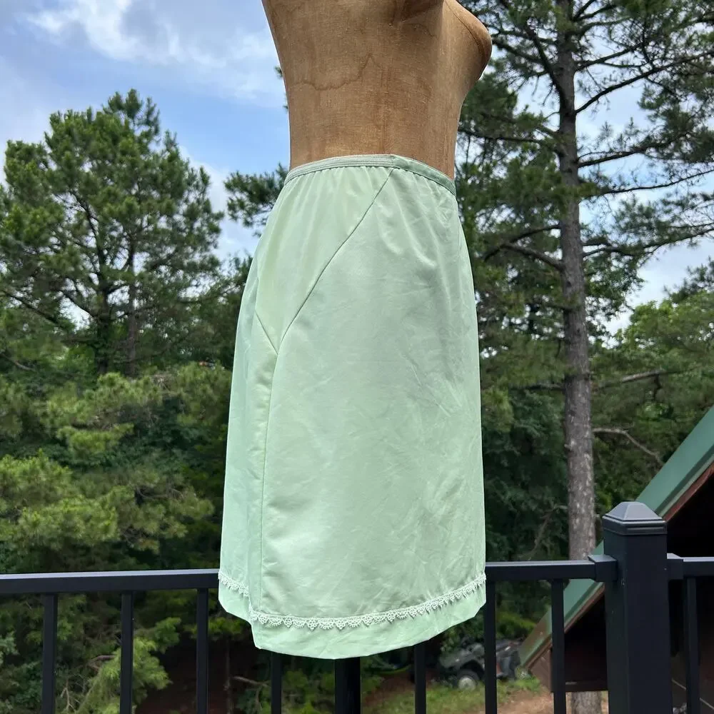Vintage 50s/60s Pastel Mint Green Opaque Mini Skirt Slip - Picture 2 of 9